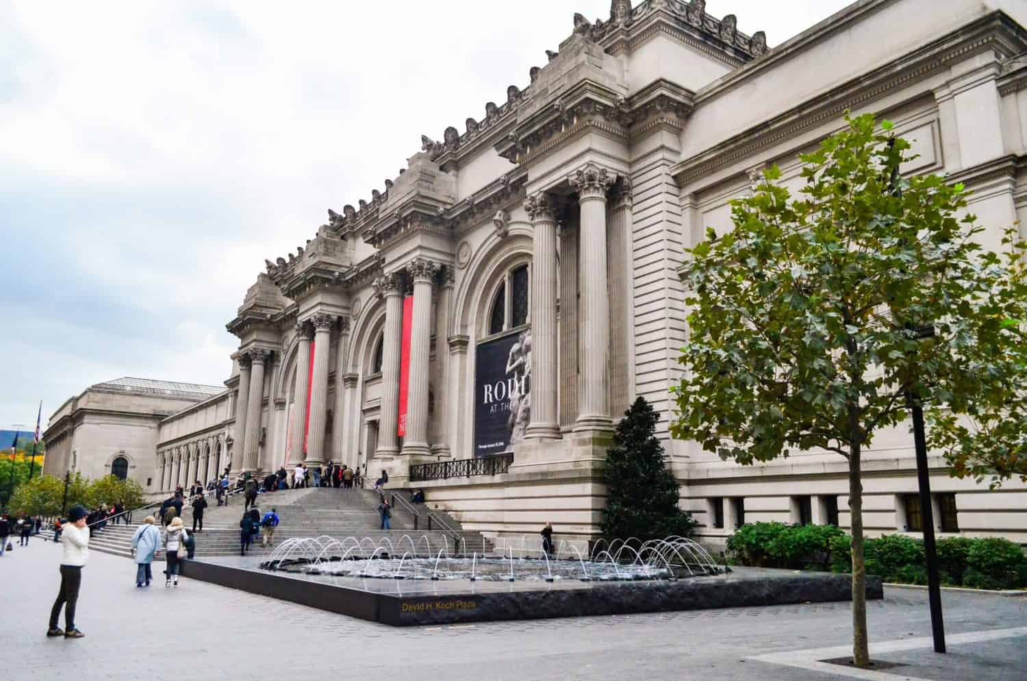 The Met is one of the top museums in nyc, best museum in nyc